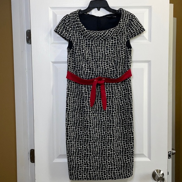 madison leigh Dresses & Skirts - 8. Black and white dress with red attached belt